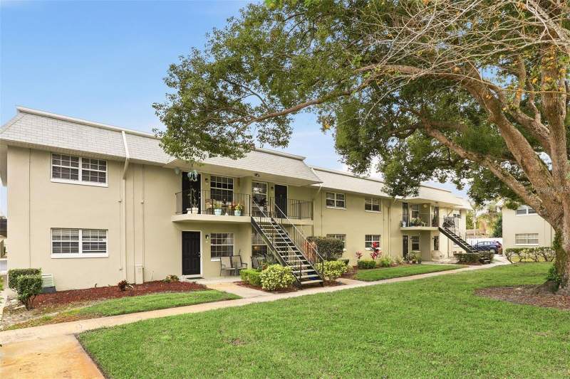Villas Condo