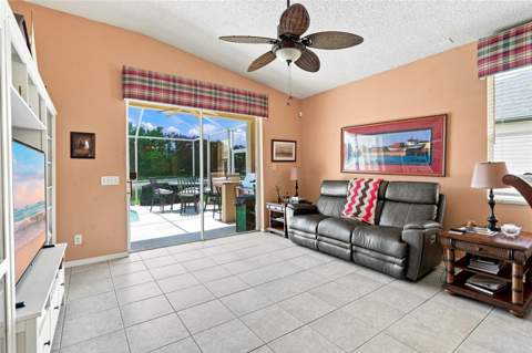 27026 Arrowbrook Way, Wesley Chapel FL - photo 6 of 20