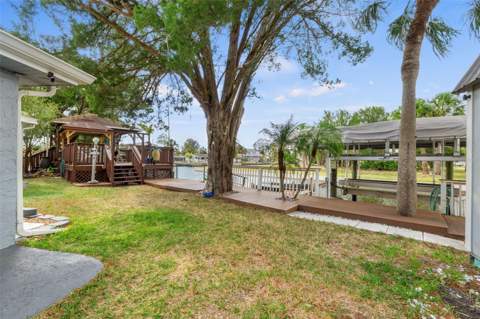 7235 Maryland Avenue, Hudson FL - photo 18 of 51