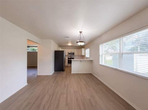 1331 30th Avenue, Bradenton FL - photo 8 of 34