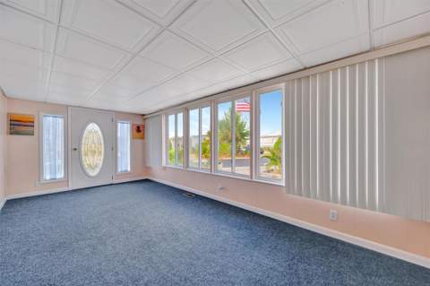 162 S Saint Thomas Circle, Apollo Beach FL - photo 10 of 26