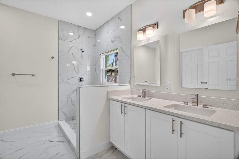 4 bedroom Single Family Residence at 89 Fairway Circle, Twin Lakes Estates, Phase III, Umatilla — photo 3