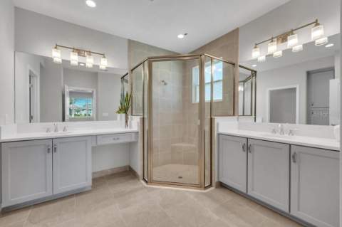 4922 Sienna Isles Avenue, Wimauma FL - photo 19 of 44