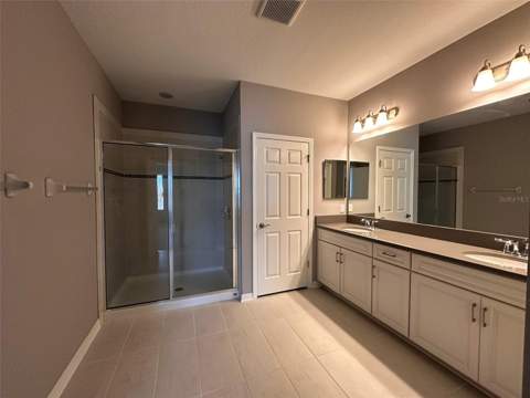 29850 Southwell Lane, Wesley Chapel FL - photo 13 of 32