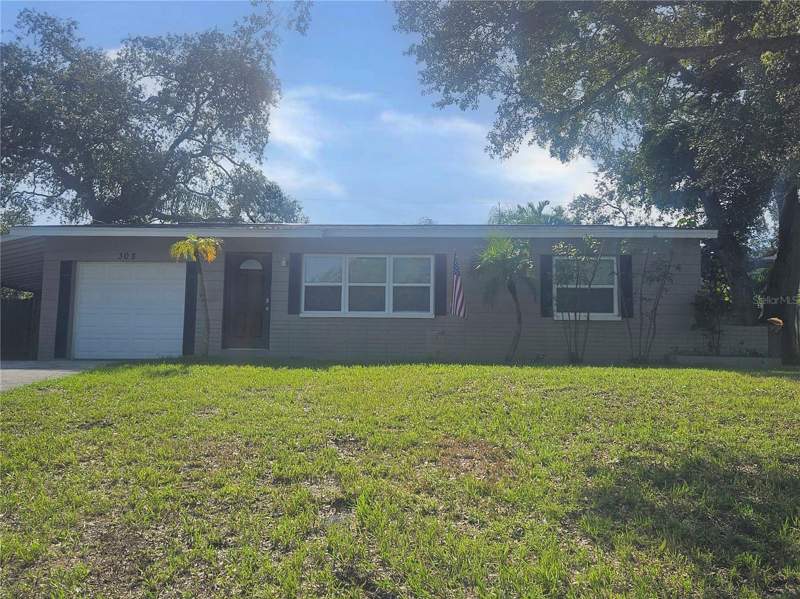 308 EVELYN AVENUE home for sale in Gulf To Bay Acres