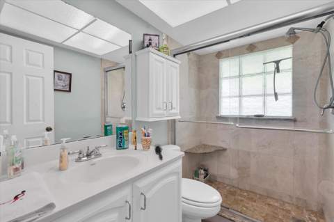 2013 Forest Drive, Clearwater FL - photo 16 of 34