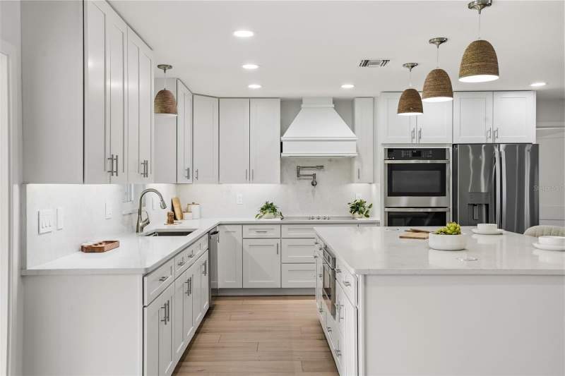 4 bedroom Single Family Residence at 39251 County Road 439, Lake Murphy Estates, Umatilla — photo 3