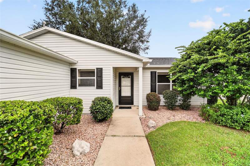 2 bedroom Single Family Residence at 17361 SE 76th Flintlock Terrace, The Villages, The Villages — photo 4