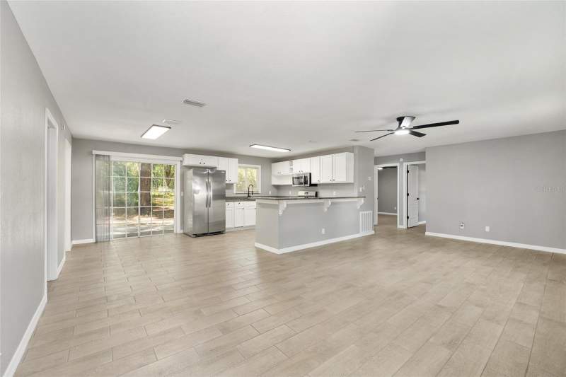 3 bedroom Single Family Residence at 5805 NW 16th Street, Ocala Rdg Un 13, Ocala — photo 3