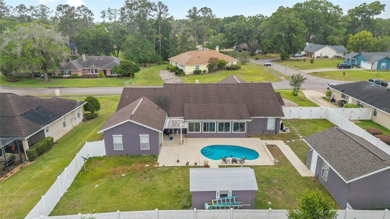 4 bedroom Single Family Residence at 4807 SE 14th Street, Windemere Glen Estate, Ocala — photo 2