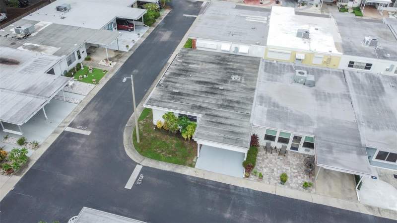 2 bedroom Villa at 13940 Anona Heights Drive #70, Harbor Crest 400 Apt, Largo — photo 4