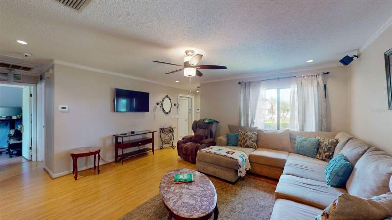 3 bedroom Single Family Residence at 6960 Pinecrest Lane, Bonnie Bay Unit Three Ph Two, Pinellas Park — photo 5