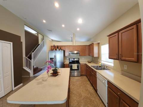 302 Clydesdale Circle, Sanford FL - photo 10 of 51