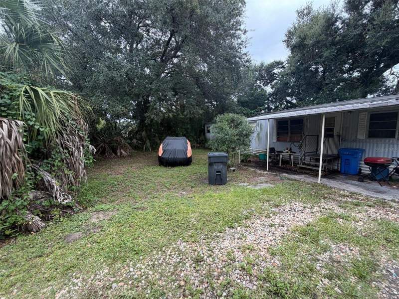 2 bedroom Mobile Home at 7023 50th Avenue, Speedway Park, Tampa — photo 5