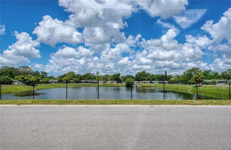 3 bedroom Single Family Residence at 10205 N 29th Street, Altman Colby Lake Sub, Tampa — photo 4