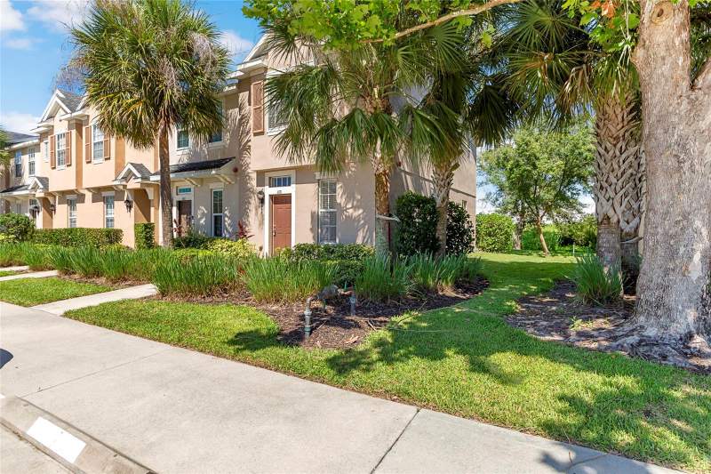 2 bedroom Townhouse at 1170 Grantham Drive, Bradford Manor Twnhms Rep, Sarasota — photo 5