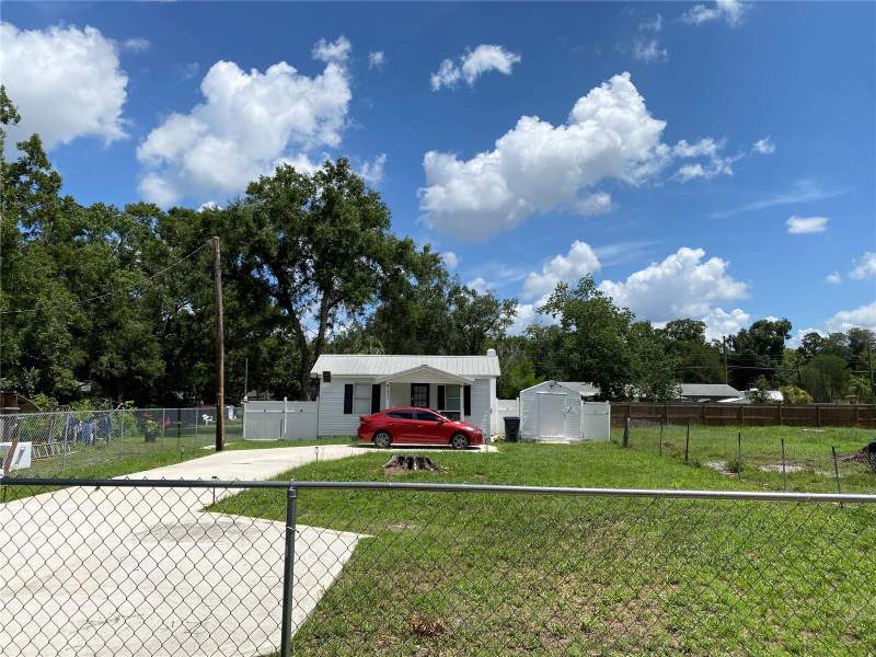 2 bedroom Single Family Residence at 1835 W Greenwood Street, Idlewild Resub Units 01 02 & 03, Lakeland — photo 2