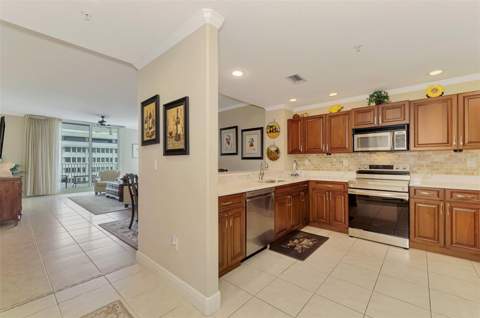 1771 Ringling Boulevard #903, Sarasota FL - photo 9 of 51