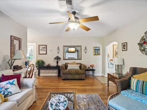5638 Virginia Avenue, New Port Richey FL - photo 7 of 39