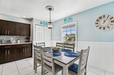 5116 Beach Drive #D, St Petersburg FL - photo 11 of 89