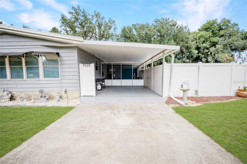 3 bedroom Manufactured Home at 9529 SW 30th Terrace, Leighton Estate, Ocala — photo 3
