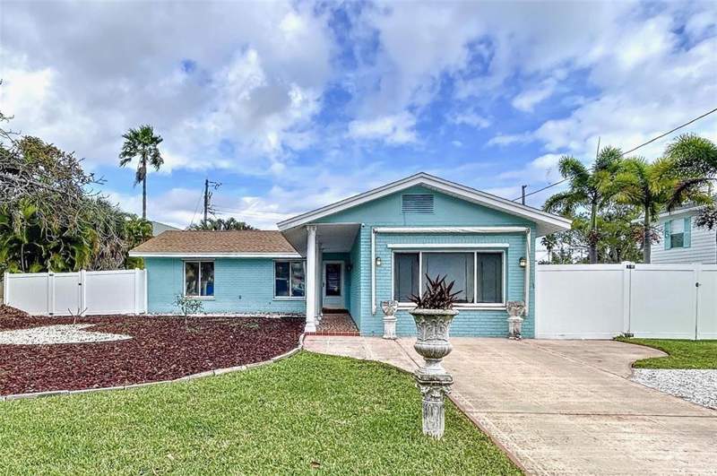 Redington Beach Homes