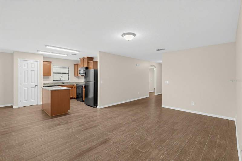 3 bedroom Single Family Residence at 860 Woodlark Drive, Highland Meadows, Haines City — photo 5
