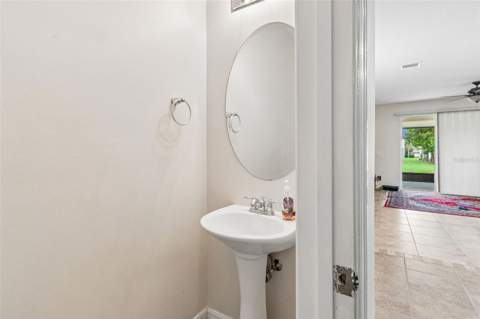 5017 White Sanderling Court, Tampa FL - photo 20 of 76