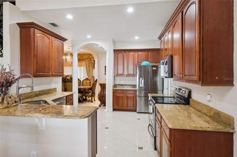 331 Ashburton Way, Kissimmee FL - photo 6 of 36