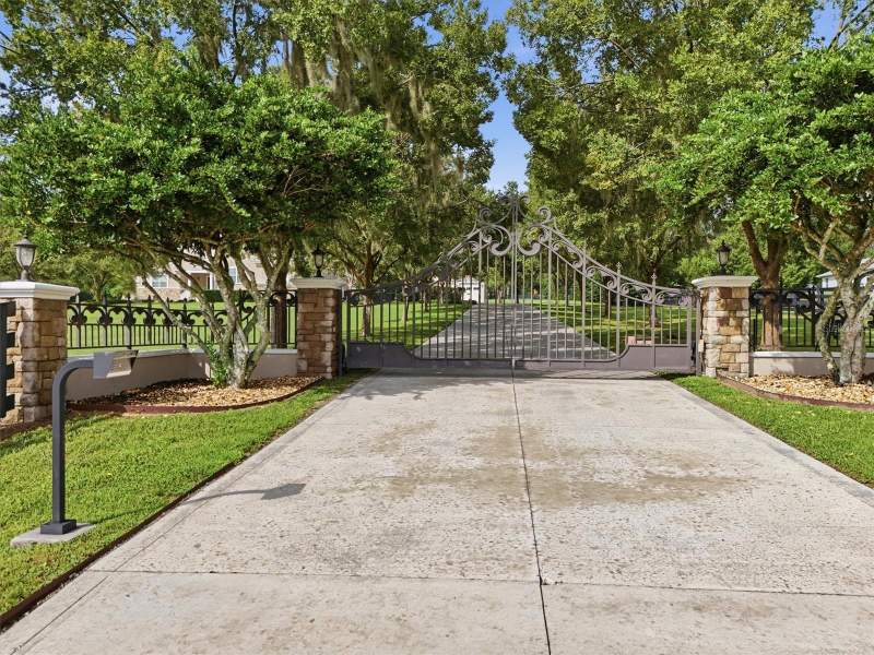 4 bedroom Single Family Residence at 9180 SW 14th Avenue, Spring Grove, Ocala — photo 4