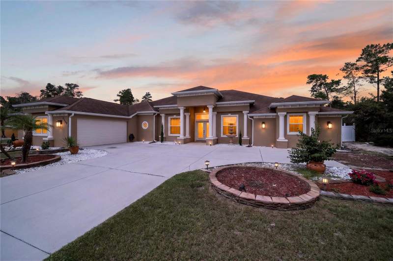 4 bedroom Single Family Residence at 10202 SW 41st Terrace, Ocala Waterway Estate, Ocala — photo 2