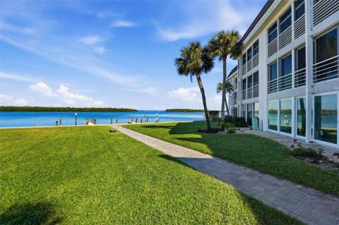 4440 Exeter Drive #106, Longboat Key FL - photo 19 of 26