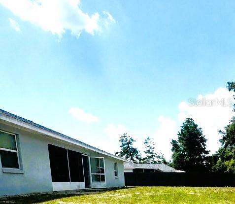3 bedroom Single Family Residence at 16705 SW 22nd Terrace Road, Marion Oaks Un 04, Ocala — photo 2
