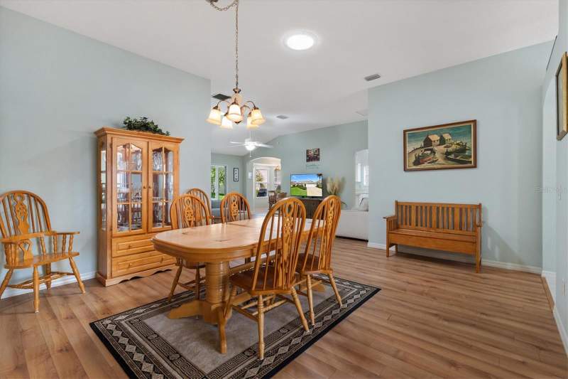 3 bedroom Single Family Residence at 2494 Flintshire Avenue, The Villages, The Villages — photo 5