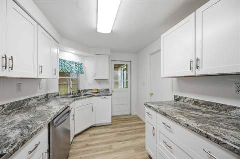 3249 Sunrise Trail, Port Charlotte FL - photo 12 of 38