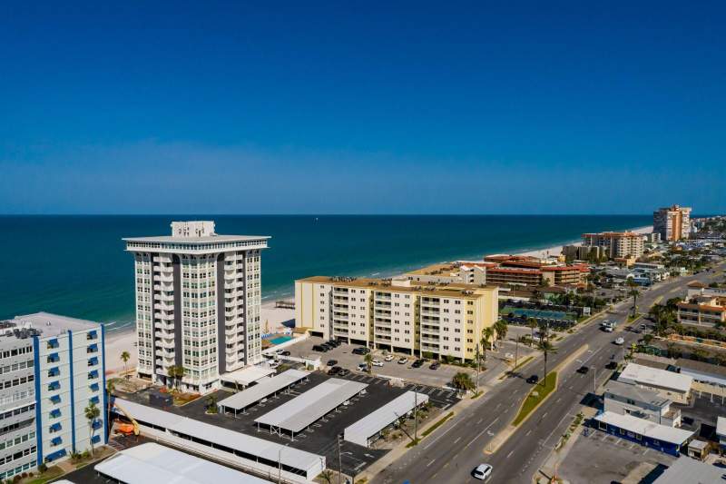 2 bedroom Condominium at 17408 Gulf Boulevard #203, Club Redington Condo The, Redington Shores — photo 2