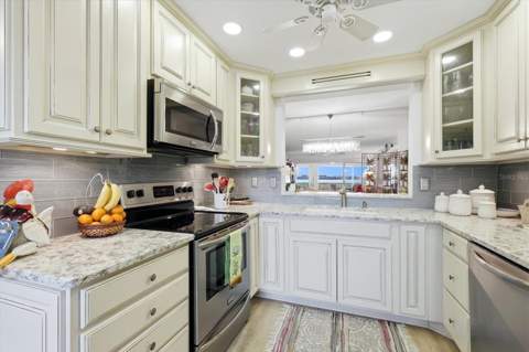 1323 Perico Point Circle #107, Bradenton FL - photo 20 of 75