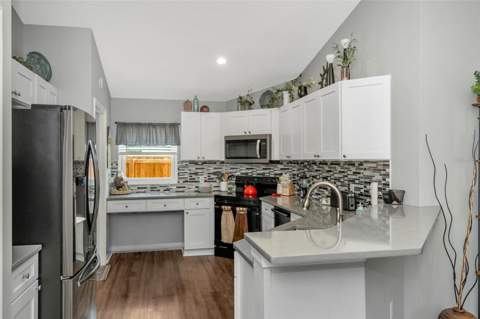 13853 Pimberton Drive, Hudson FL - photo 10 of 47