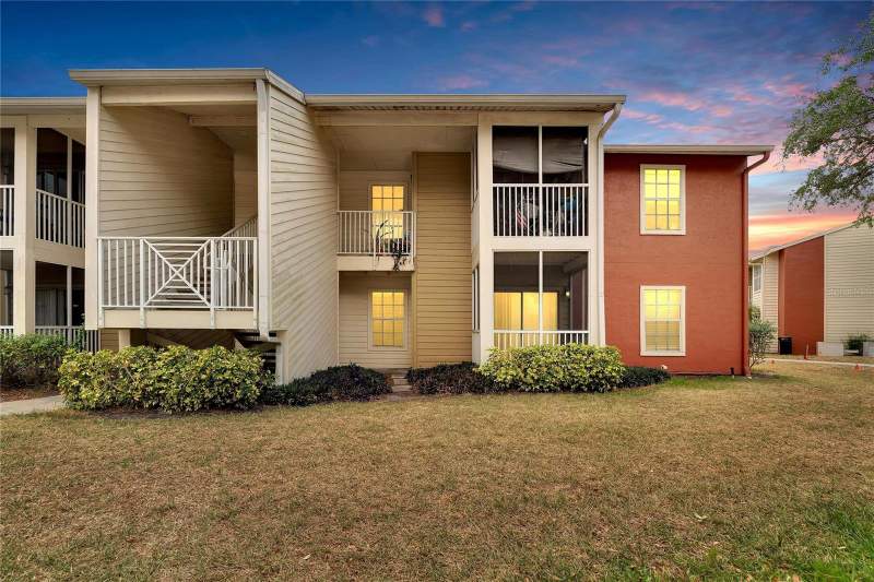 Park Lake At Parsons A Con DominiumHomes for Sale in Brandon, FL