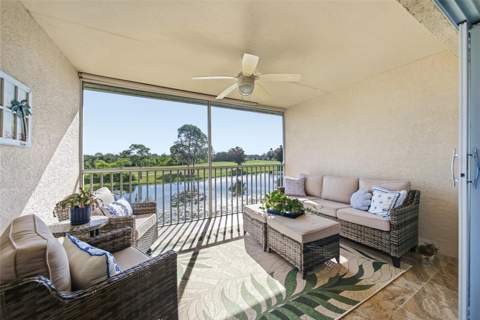 5231 Mahogany Run Avenue #321, Sarasota FL - photo 9 of 39