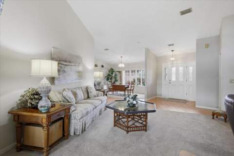 5 Cherrytree Court, Palm Coast FL - photo 17 of 54