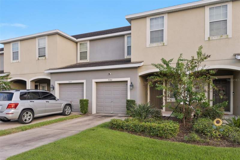 3 bedroom Townhouse at 7046 Towne Lake Road, Oak Creek Prcl 3, Riverview — photo 4