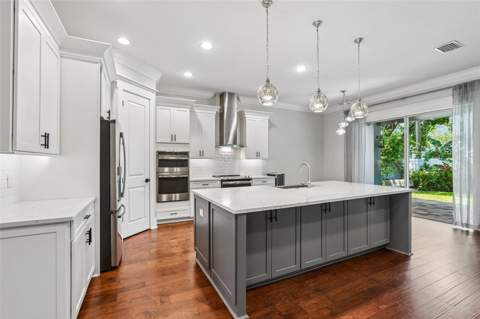 3627 E Clark Circle, Tampa FL - photo 10 of 53