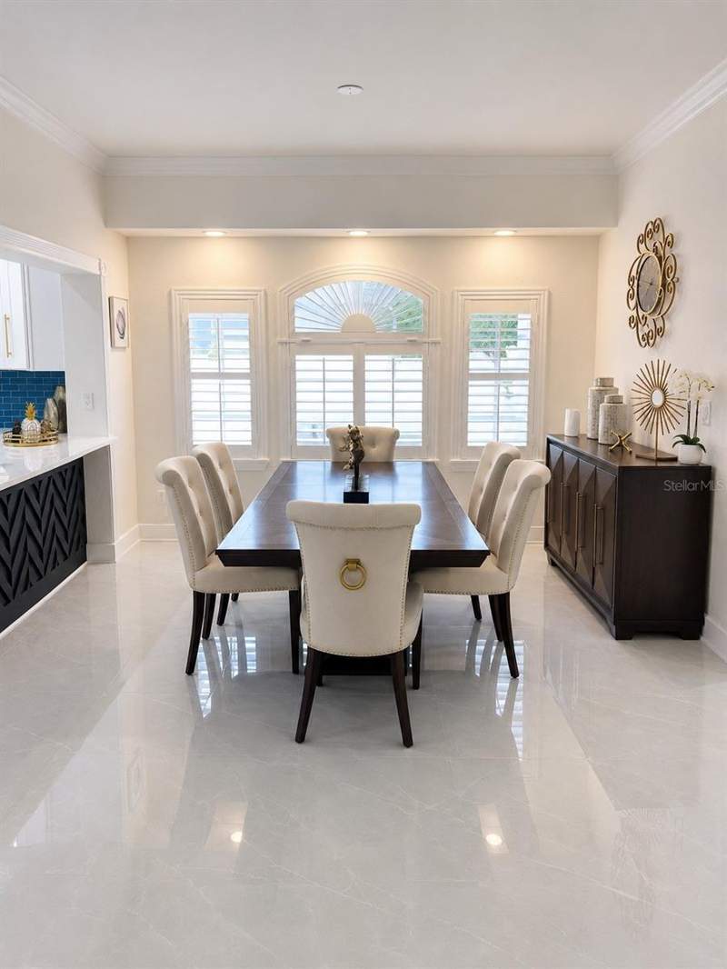 5 bedroom Single Family Residence at 452 Bath Club Boulevard, Bath Club Estates 3rd Add, North Redington Beach — photo 3