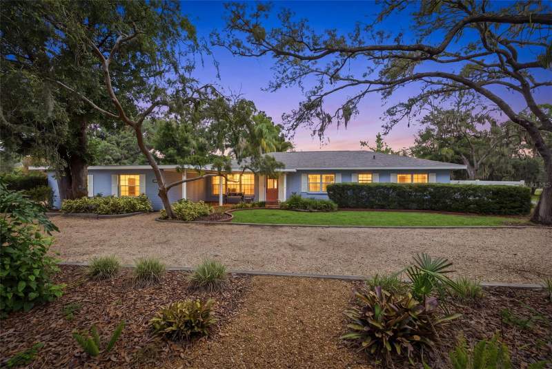 216 INVERNESS AVENUE home for sale in Temple Terrace Estates