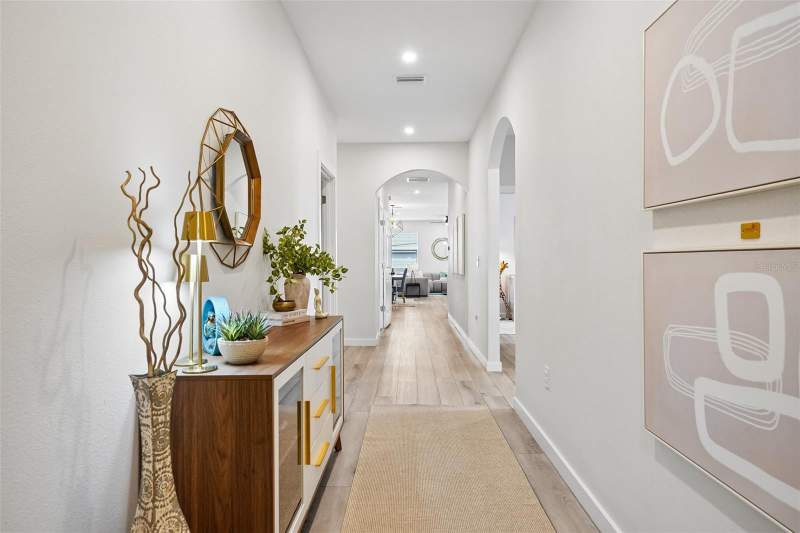 4 bedroom Single Family Residence at 4277 43rd Avenue, Amend Sub, St Petersburg — photo 5