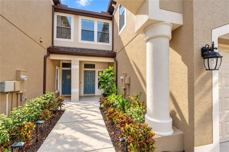 3 bedroom Townhouse at 11650 Crowned Sparrow Lane, West Lake Twnhms Ph 1, Tampa — photo 4