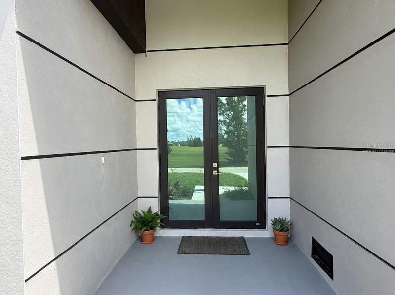 4 bedroom Single Family Residence at 4005 NW 22nd Street, Cape Coral, Cape Coral — photo 3