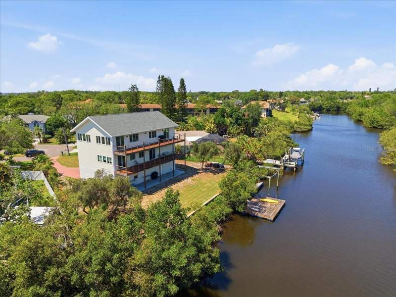 3 bedroom Single Family Residence at 1130 S Florida Avenue, Coquina Beach, Tarpon Springs — photo 3