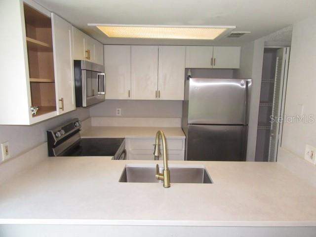 2 bedroom Townhouse at 13042 Londondary Place, Hapshire Villas Unrec Tnhse Place, Tampa — photo 4